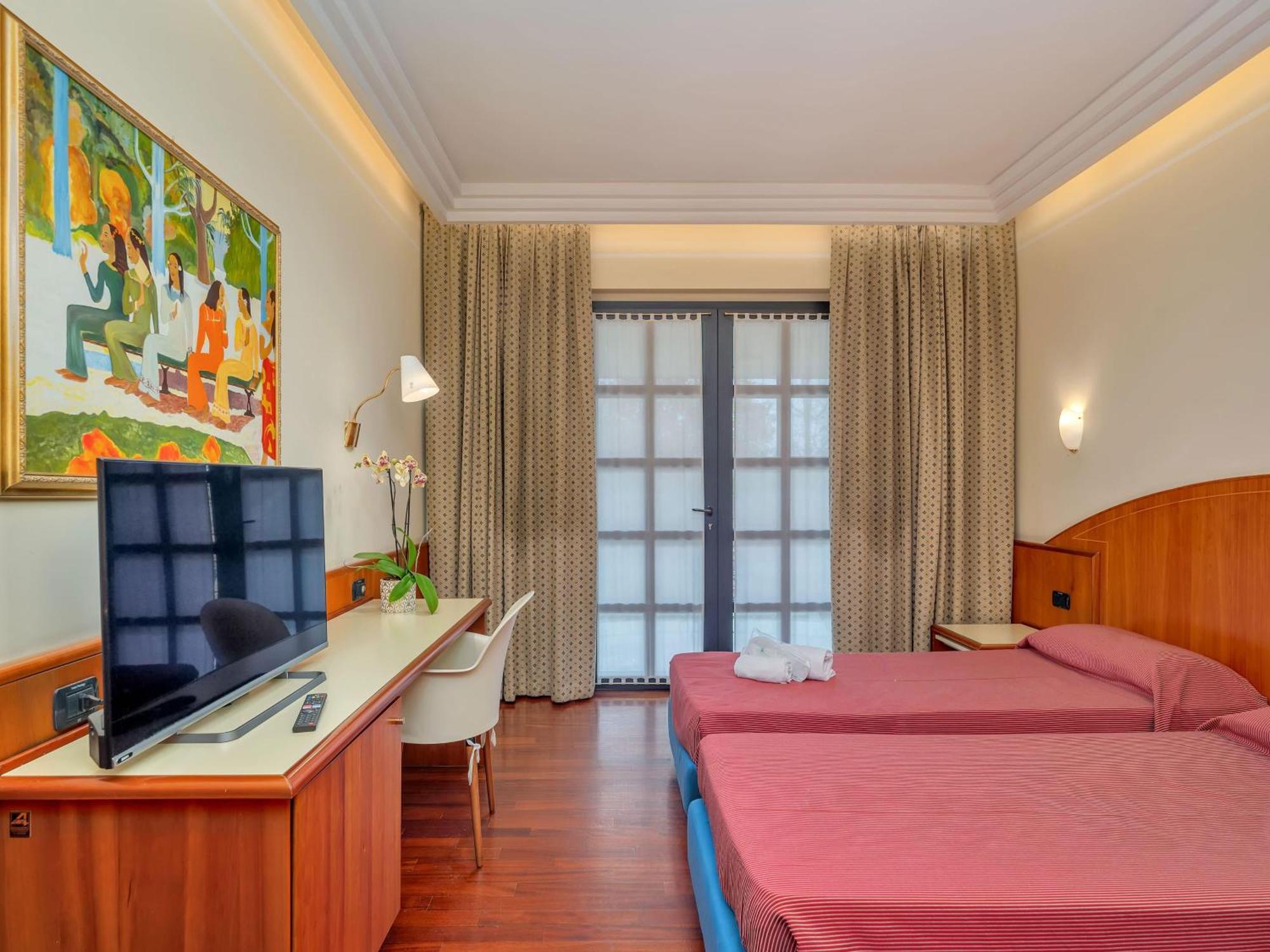 B&B Hotels Hotel Prestige Ornago Bagian luar foto